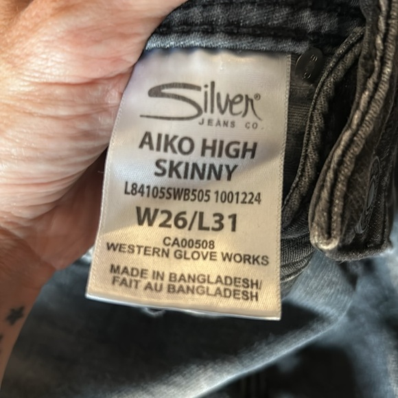 Ladies Silver Joga jeans - Picture 3 of 3